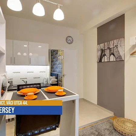 Little Americas Downtown بودابست