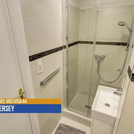 Little Americas Downtown بودابست