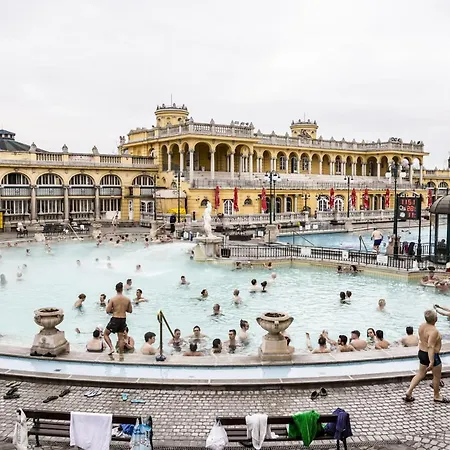 Little Americas Downtown *