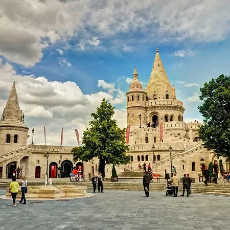 Little Americas Downtown *