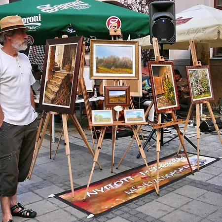 Little Americas Downtown * בודפשט